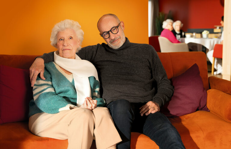 korian mère et fils